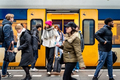 Ernstige hinder voor treinreizigers van en naar Noord-Nederland door koperdiefstal en seinstoring
