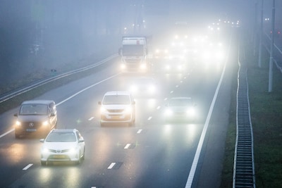 KNMI trekt code geel wegens dichte mist weer in