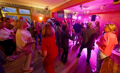 DIO houdt dansavond in Overasselt voor beginners en gevorderden