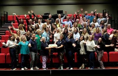 CaVa Rivierenland trapt nieuw musicalproject feestelijk af