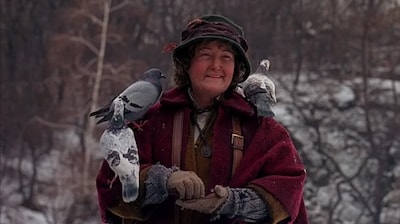 Actrice Brenda Fricker, ‘duivenvrouw’ uit Home Alone 2, op 81-jarige leeftijd overleden