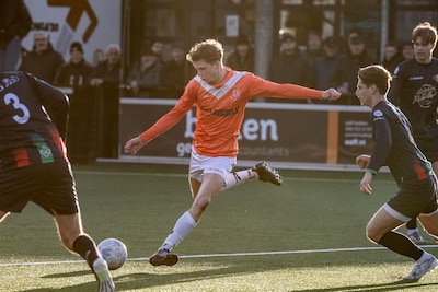 Longa’30 laat tegenstander lang in leven, maar plaatst zich voor de achtste finales van het bekertoe