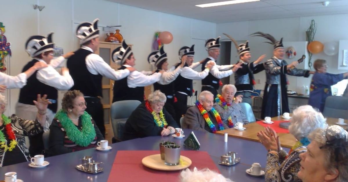 Carnavalsgroet ouderen in Pannerden