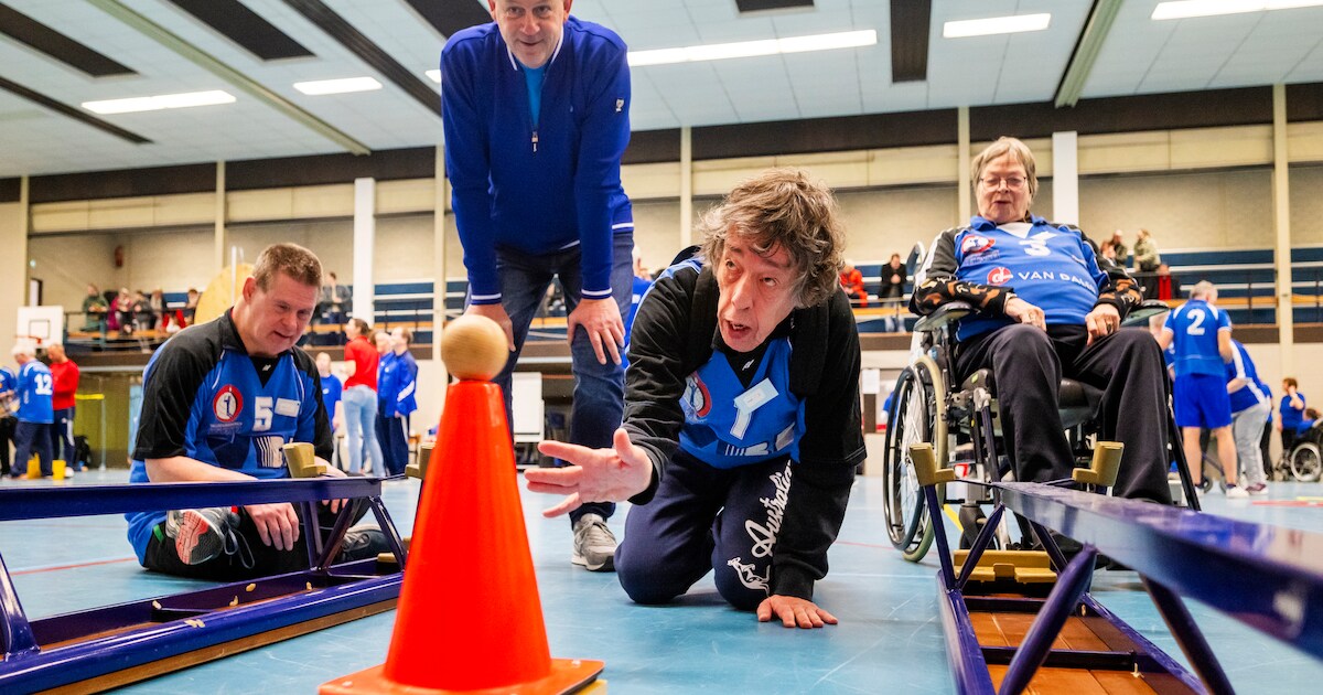 De Klup-leden spelen spelletjes in Bemmel: ‘Frans Bauer raken was moeilijk’