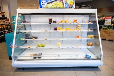 Schappen met zacht fruit blijven leeg bij de super: ‘Houd rekening met hogere prijzen’
