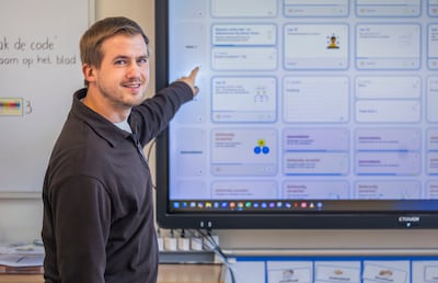 Basisschool gebruikt AI om prestaties leerling te verbeteren, ondanks scepsis: ‘We zijn niet overbodig’