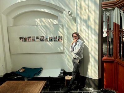 Slapen in een eeuwenoude kluis in Utrecht? In de Jacobikerk kan het