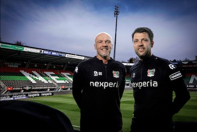 Bart Schreuder loopt bij NEC stage onder broer Dick: ‘Ik zie in hem een aantal dingen van mezelf ter