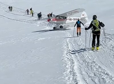 Beelden tonen hoe vliegtuig rakelings langs groep skiërs scheert op Italiaanse gletsjer: ‘Pure waanzin’