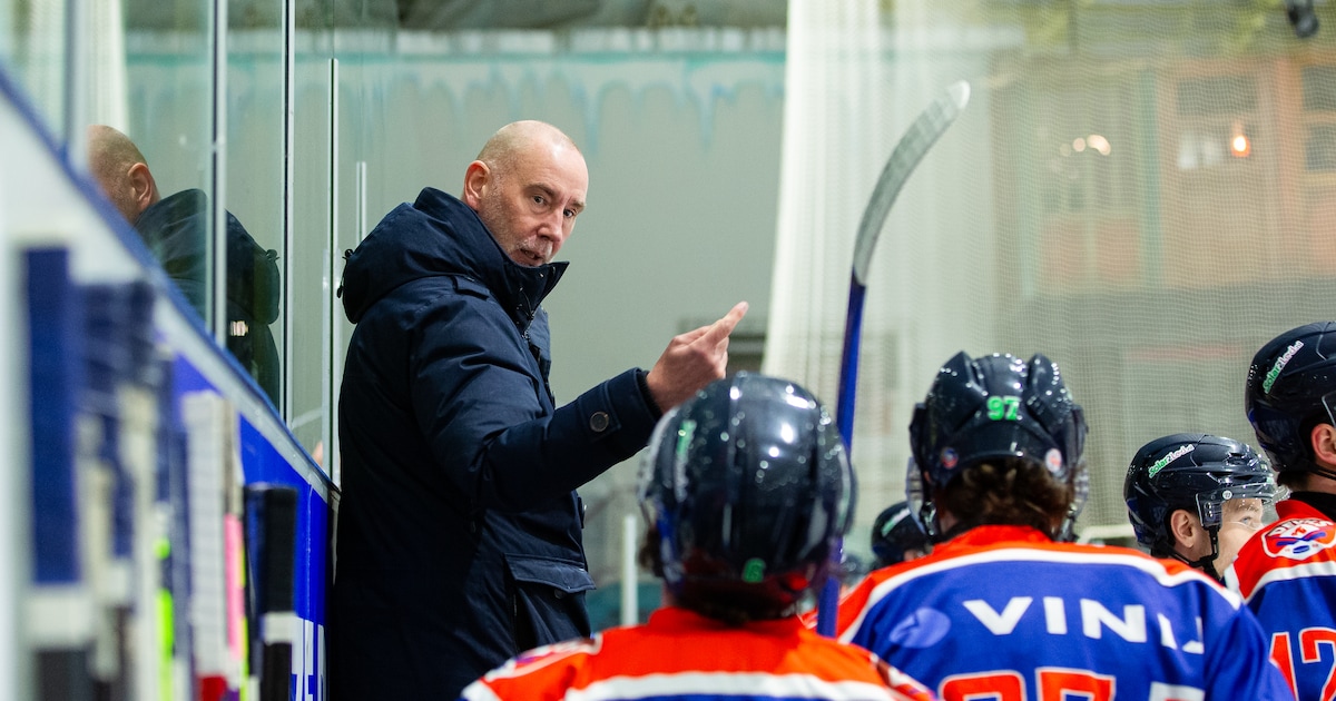 Coach van Nijmegen Devils kritisch op ijshockeybond: ‘Dit neigt naar competitievervalsing’