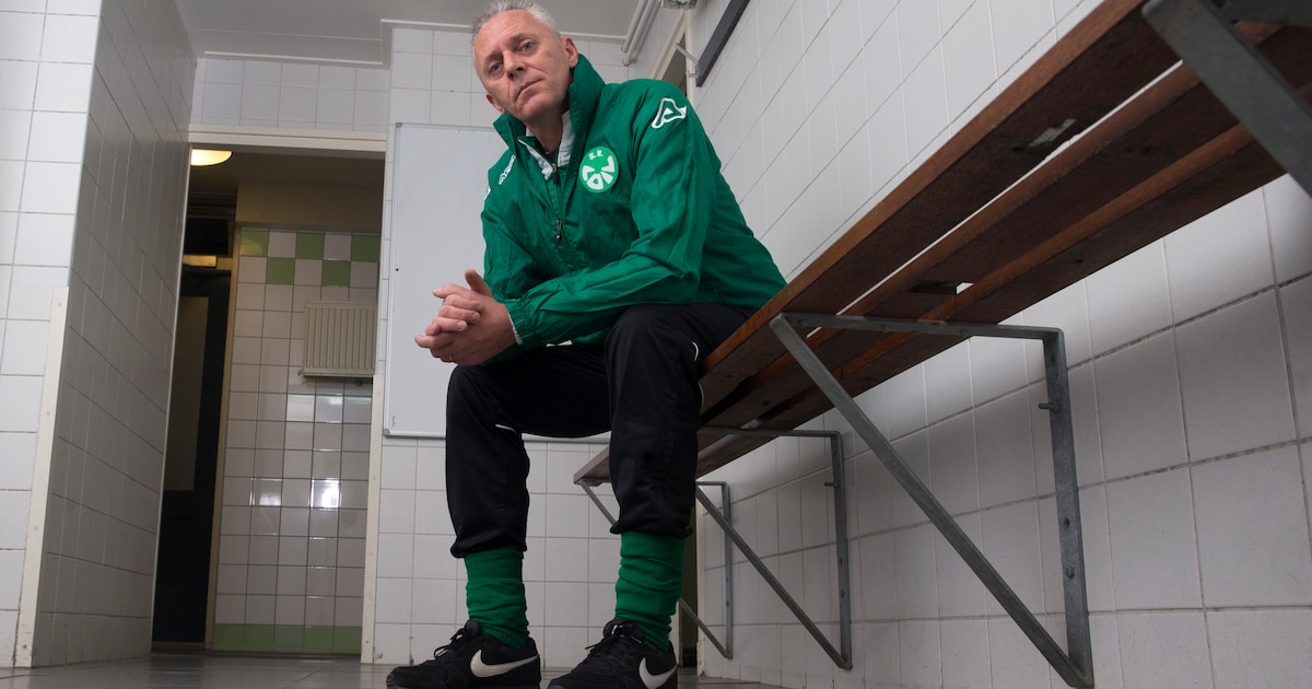 Trainerscarrousel | Van der Linden van Milsbeek naar Blauw Wit • DSS’14 stelt keeperstrainer aan als