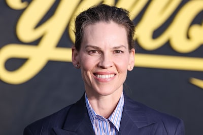 Actrice Hilary Swank (52) zwanger van derde kindje, dat al vrij snel wordt verwacht