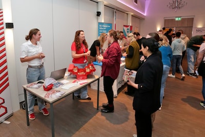 Kansenmarkt in Doorn geeft informatie over werk, opleiding en geldzaken