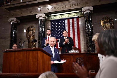 Staande ovatie voor Congres-speech koning Charles: ‘Vastberadenheid in Oekraïne enige weg naar veilige wereld’
