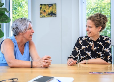 Ester Weststeijn en Petra Doornenbal, burgemeesters in roerige tijden: ‘Ik kies voor dit ambt, maar 