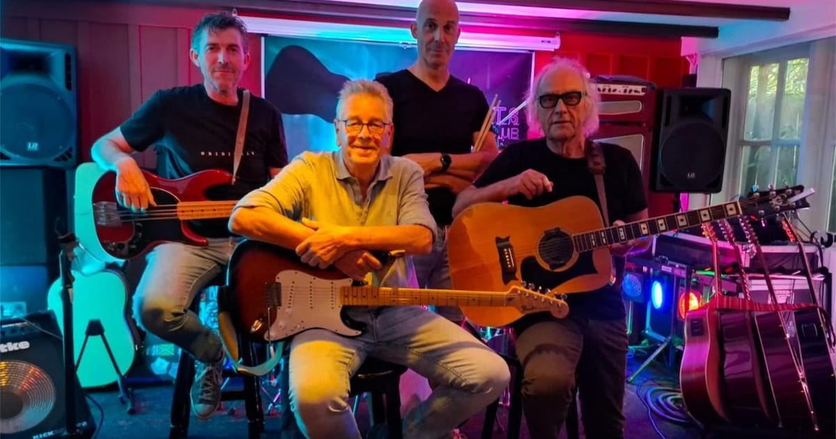 Aaltense band brengt Beatles, rock'n roll en jazz in boekencafé Koppelkerk