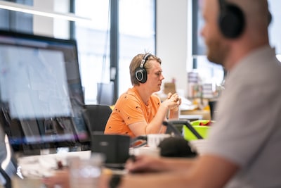 Werkenden zien nettoloon volgend jaar stijgen: bereken hier hoeveel jij overhoudt