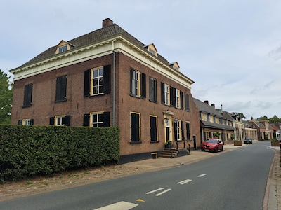 Dit statige herenhuis was jaren onbewoond, nu zijn er plannen voor