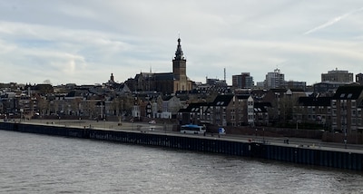Herken jij Nijmegen van bovenaf? Doe mee aan de Google Earth-quiz
