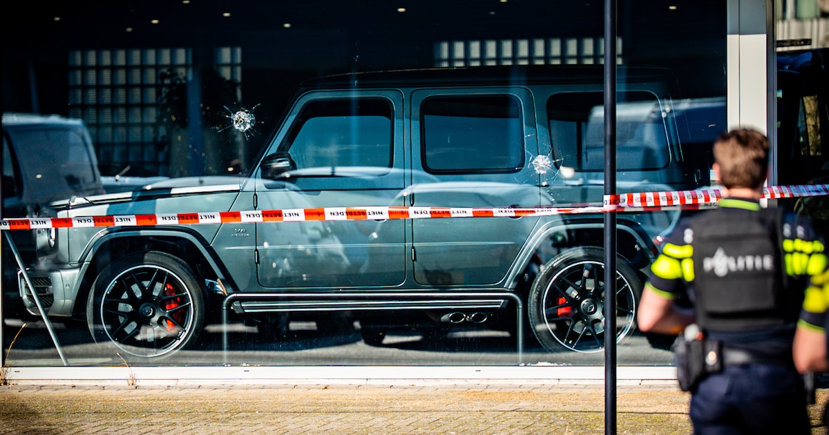 Burgemeester sluit per direct autobedrijf dat onder vuur werd genomen ...