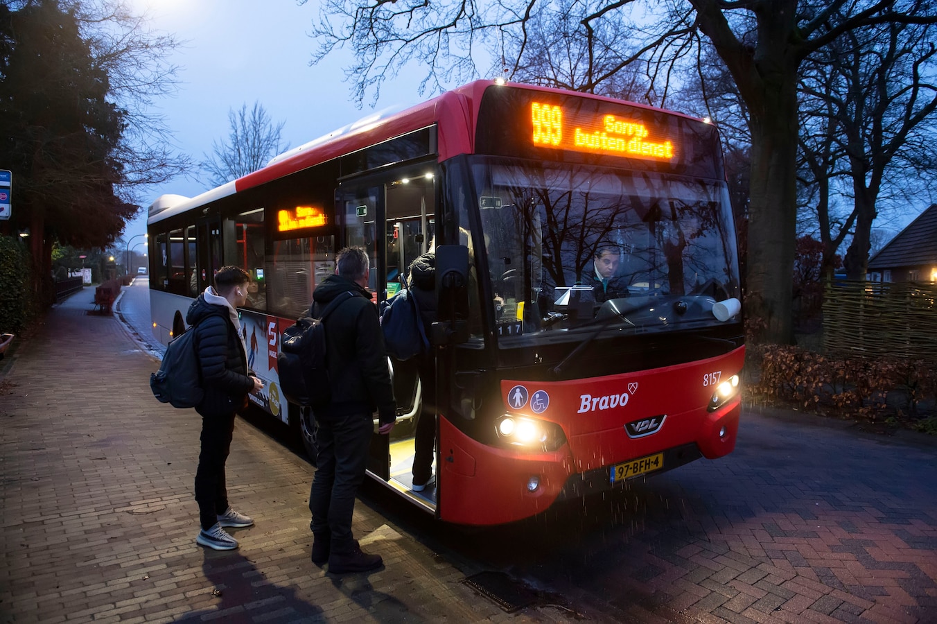 Geen lijnbus, maar flexvervoer: ‘Belbus? Ik denk niet dat m’n tante van ...