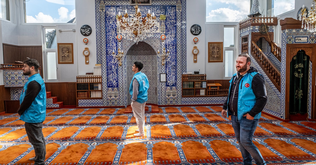 Cultureel Festijn Ahmet Yesevi Moskee in Cuijk
