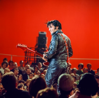 Deze beroemde gitaar van Elvis Presley kan zomaar meer dan 2 miljoen dollar opleveren