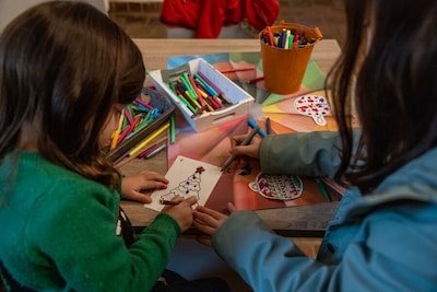 Winters knutselen op kasteel Hernen tijdens kerstvakantie