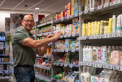 Supermarkteigenaar Marco is dieven meer dan zat: ‘Daar schieten echt de tranen van in je ogen’