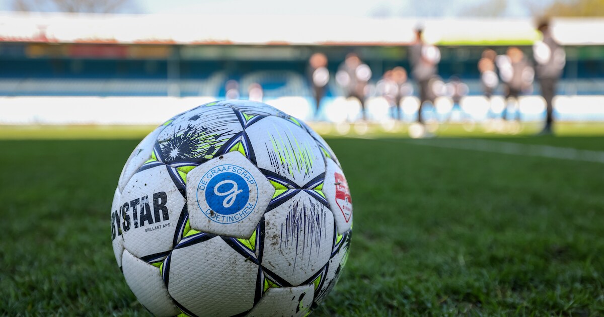 De Graafschap gaat besloten trainen