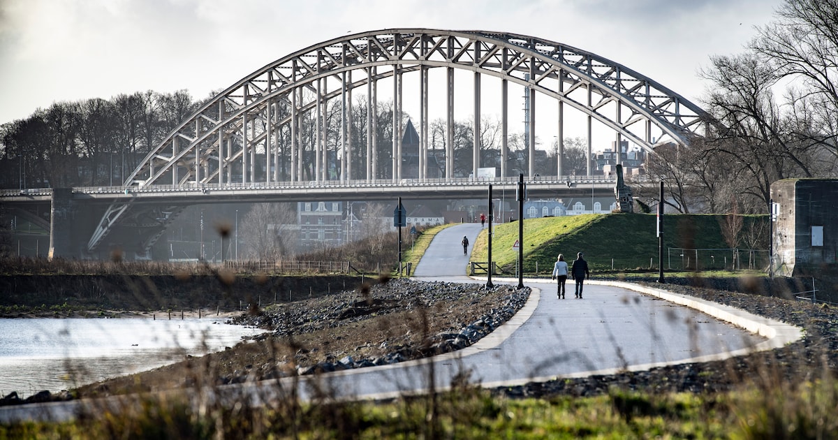 wandeling-langs-zeven-nijmeegse-bruggen-op-goede-vrijdag-nijmegen