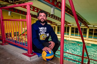 Petros (36) zag geen reden meer om naar buiten te gaan, tot ZPB hem belde: ‘Het belangrijkste is dat