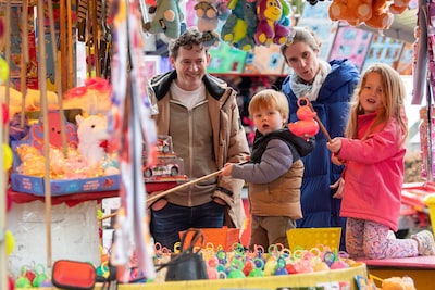 Dit dorp heeft voor het eerst sinds járen weer een kermis, maar de vraag is of hij blijft: ‘Heb dit in 80 jaar nog nooit meegemaakt’