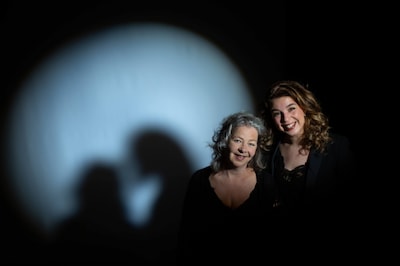Sanne Verboom en Zwaan Stam brengen eerbetoon aan Toon Hermans
