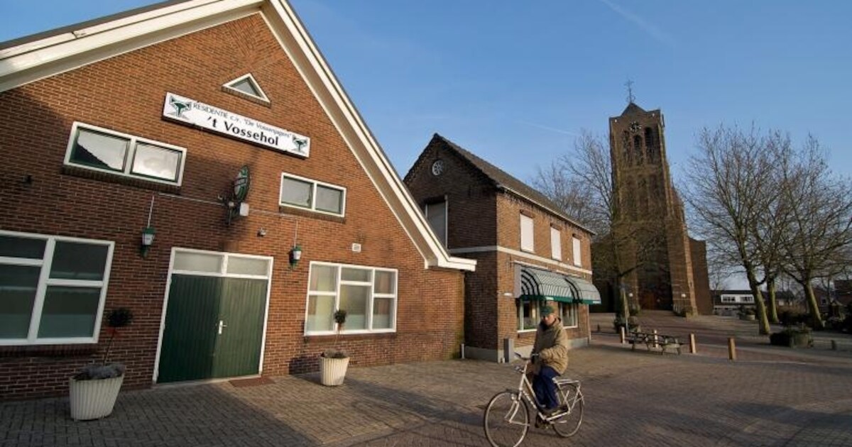 Plan voor Dorpshuis Azewijn: vergulde kip of dooie mus?