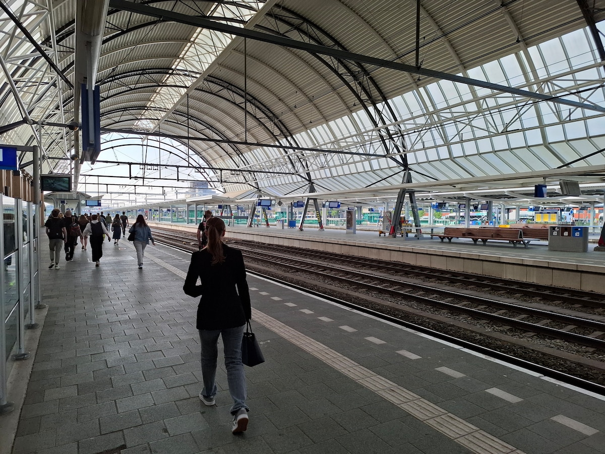 station-zwolle-foto-ter-illustratie