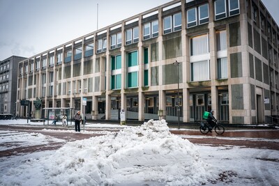 Verbazing over strooibeleid; ‘Fietser en voetganger op 1 in Arnhem, maar routes slecht begaanbaar’