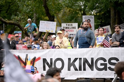 Miljoenen Amerikanen de straat op voor ‘No Kings’-protesten.