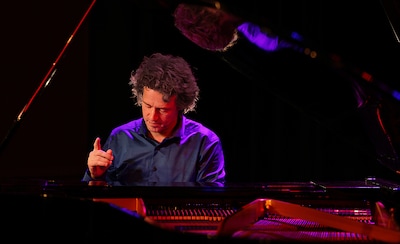 Roon Staal geeft lenteconcert in Beek
