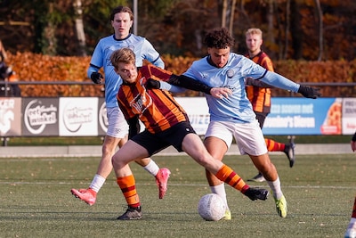 Wonderschoon doelpunt DUNO niet genoeg • Quinten Inge ziet rood na imitatie Nigel de Jong • Arnhemse Boys verspeelt 2-0 voorsprong