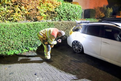 Geparkeerde auto raakt beschadigd in Geldermalsen