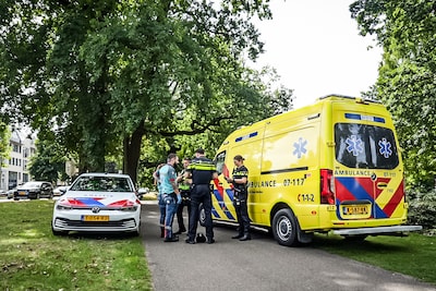 Steekpartij op klaarlichte dag in Arnhems park: twee mensen naar ziekenhuis