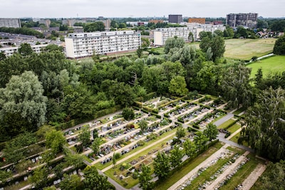 Dordtse doofpotaffaire begraafplaatsen groter: lichamen verplaatst en in grafkelders gepropt