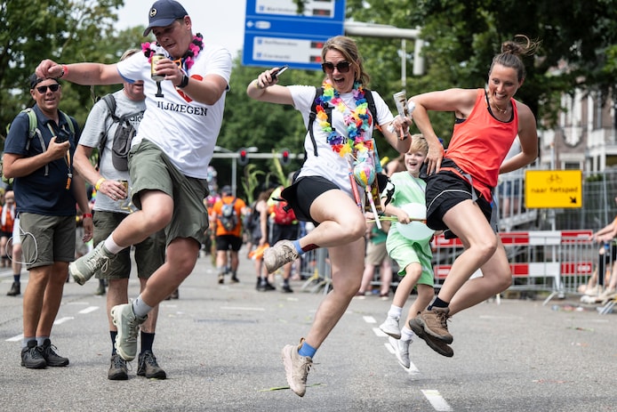 vierdaagse-nu-al-uitverkocht-wachtrij-van-50-000-mensen-voor-maar