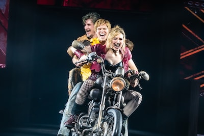 Drie keer is scheepsrecht: eindelijk een versie van We will rock you die wél voldoet