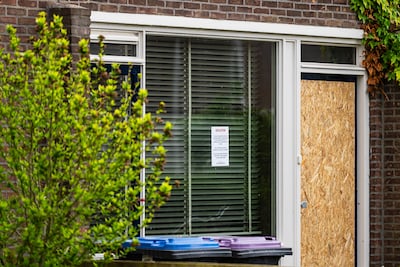 Pas bij de vierde aanslag vonden criminelen mogelijk het juiste huis: vergisten zij zich of speelt er iets anders?