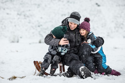 Nederland ontwaakt in diepvries: kwik duikt naar -10, winterjas blijft later deze week nog wel even nodig