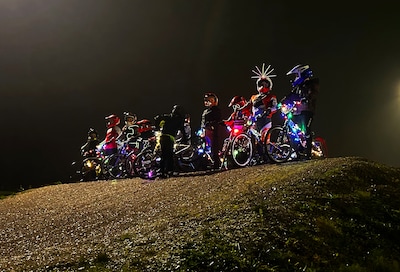 Lichtjestraining voor Tielse BMX’ers en Veenendaler ‘TopCoach van het Jaar’