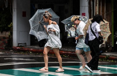 Tyfoon Bavi nadert China en brengt regenvloed mee: in Zhejiang kan 500 millimeter regen vallen