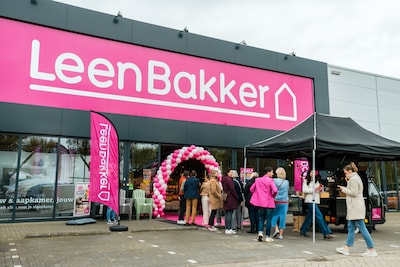 Waarom het zo slecht gaat met Leen Bakker: ‘Ze moeten het spel anders gaan spelen’